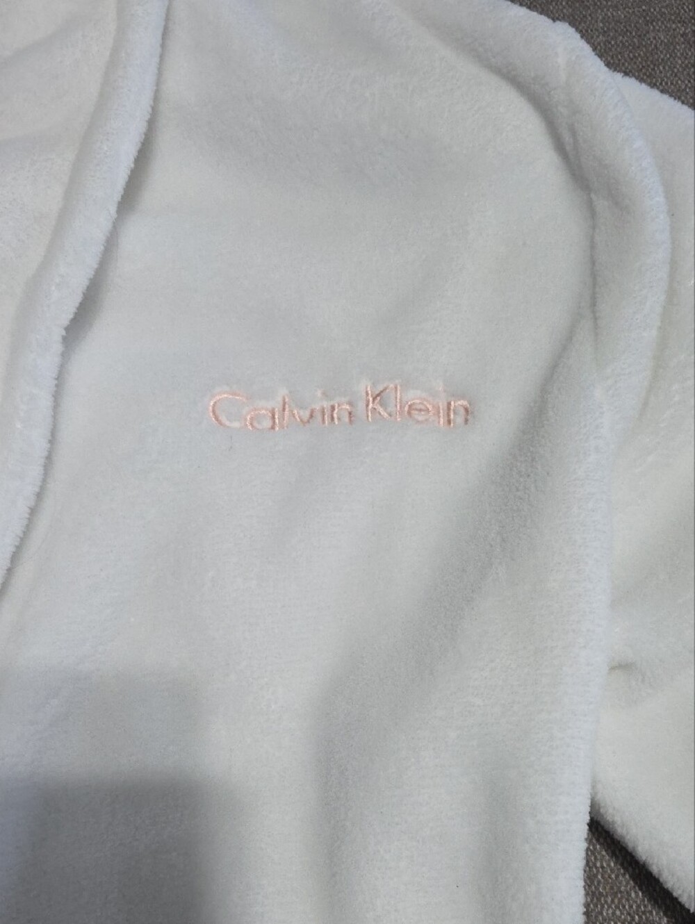 Calvin Klein White Robe M/L - Picture 2 of 2